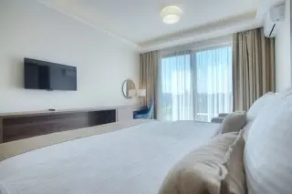 Hotel Twelve