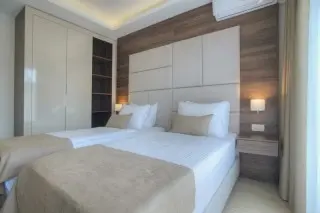 Hotel Twelve