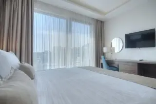 Hotel Twelve