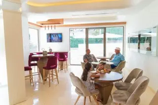 Hotel Kadmo