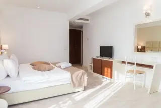 Hotel Kadmo