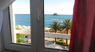 Apartmani More