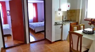 Apartmani More