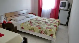 Apartmani More