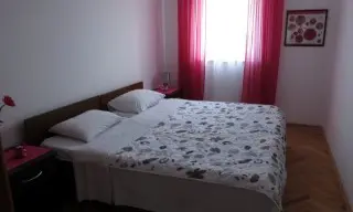 Apartmani More