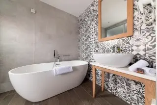 Hotel Eleven