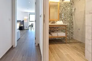 Hotel Eleven