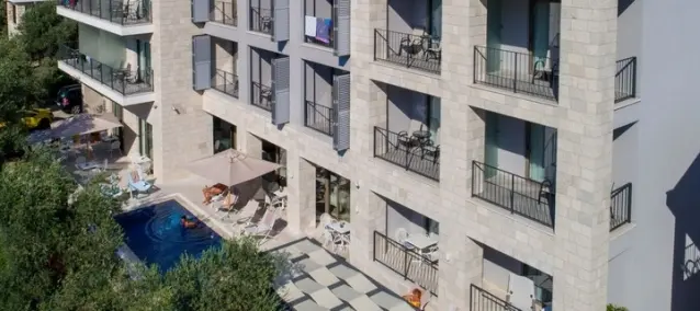Hotel Eleven