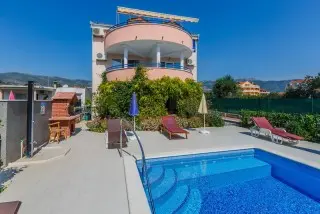 Apartmani Villa Rose