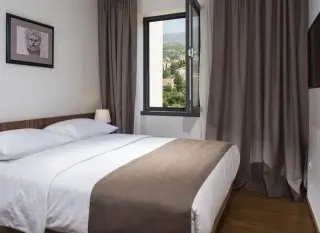 Apartmani & Villas Srebreno