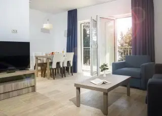 Apartmani & Villas Srebreno