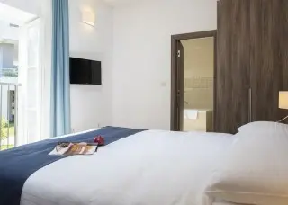 Apartmani & Villas Srebreno