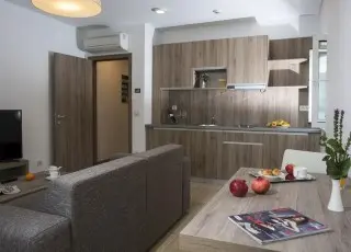Apartmani & Villas Srebreno