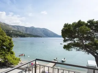 Apartmani & Villas Srebreno
