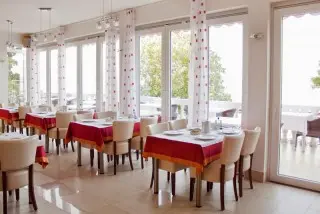 Hotel Vali
