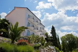 Hotel Vali