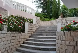 Hotel Vali