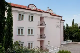 Hotel Vali