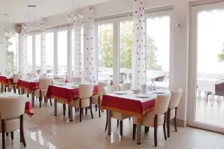 Hotel Vali