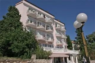 Hotel Vali