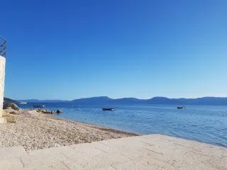 Pansion Franka opcja z wyżywieniem 