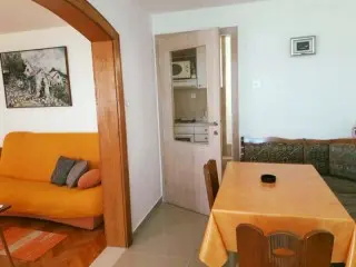Pansion Franka opcja z wyżywieniem 