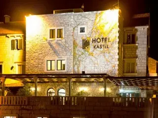 Hotel Kastil