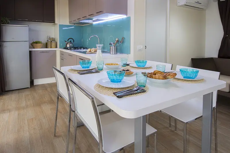 Mobil Homes z 2 sypialniami Mediteran