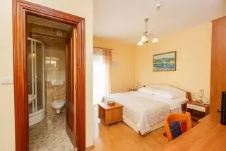 Hotel Adria  