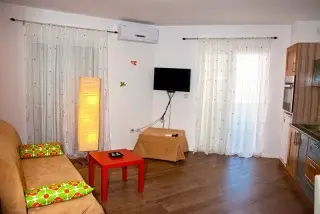 Apartments Premantura Dom