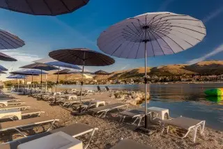  Hotel Brown Beach House & Spa 