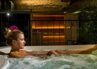  Hotel Brown Beach House & Spa 