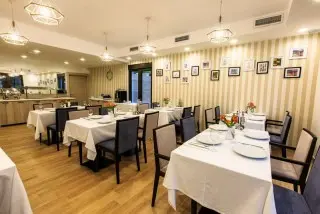 Hotel Harmony