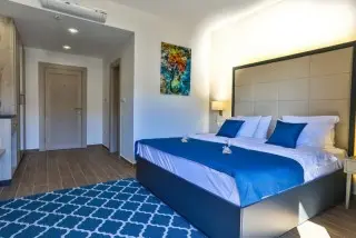 Hotel Harmony
