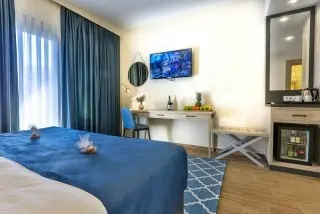 Hotel Harmony
