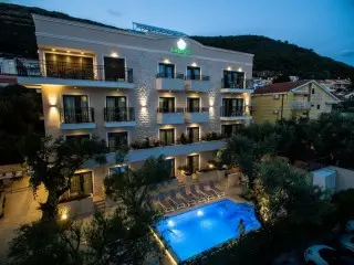 Hotel Harmony