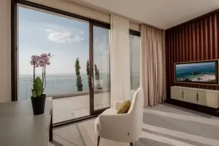 Ānanti Resort, Residences & Beach Club 