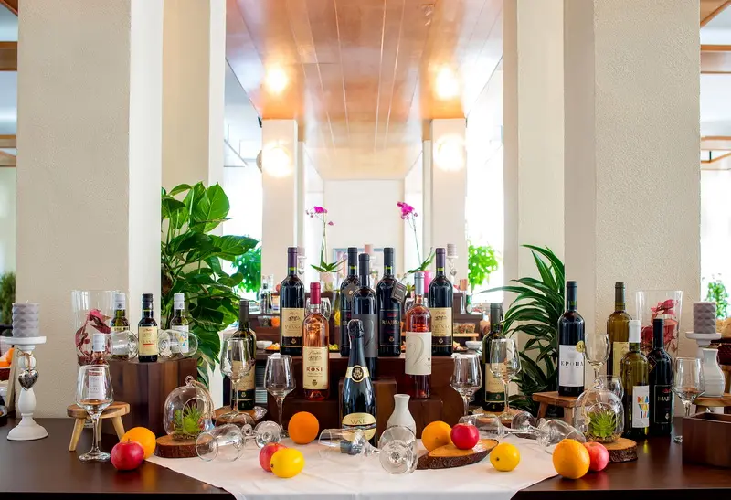 Aperitif Bar z tarasem