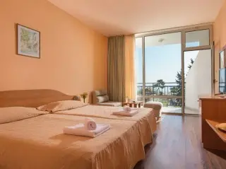 Hotel Avliga Beach