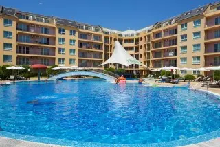 Pollo Resort All Inclusive Light