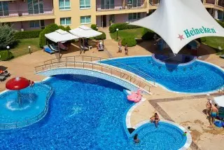 Pollo Resort All Inclusive Light