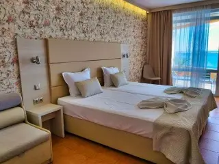 Aphrodita Beach Hotel