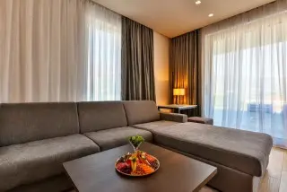 Hotel Wow
