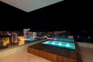 Hotel Wow