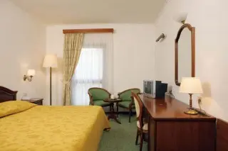Bluesun Hotel Kaśtelet