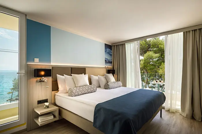 Apartament Junior Suite z balkonem i widokiem na morze Carolina hotel