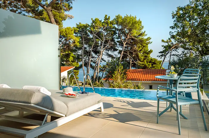 Pokój Superior z basenem i tarasem Carolina Villas