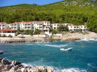 Hotel Priscapac Resort & Apartments
