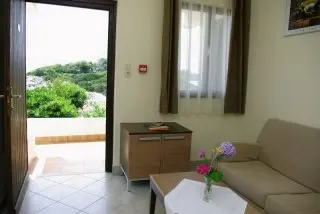 Hotel Priscapac Resort & Apartments