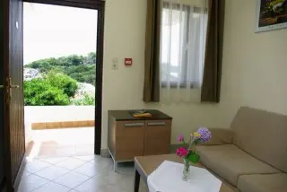Hotel Priscapac Resort & Apartments